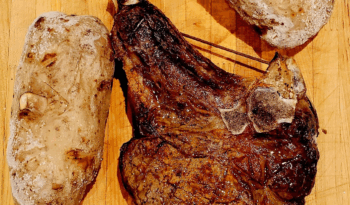 Tomahawk Steak